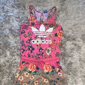 Adidas romper